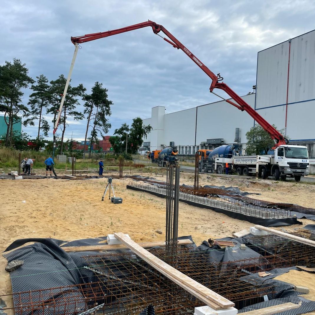 Gewerbebau - gebaut mit Root Hausbau - Neubau und Sanierung im Heidekreis und Umgebung Hamburg, Hannover und Bremen